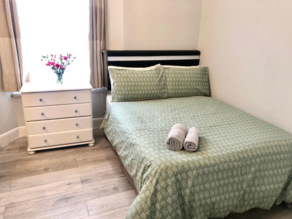 4Alma St Apartment Plymouth Ngoại thất bức ảnh
