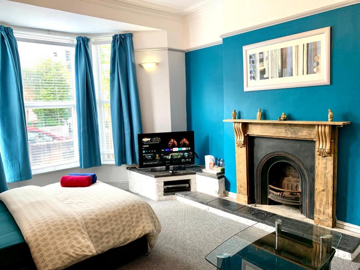 4Alma St Apartment Plymouth Ngoại thất bức ảnh